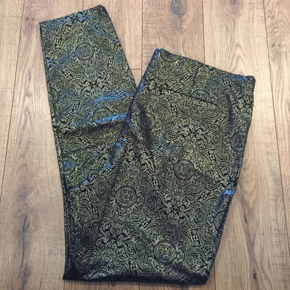 Alfani Gold and Black Stretch Ankle Pants